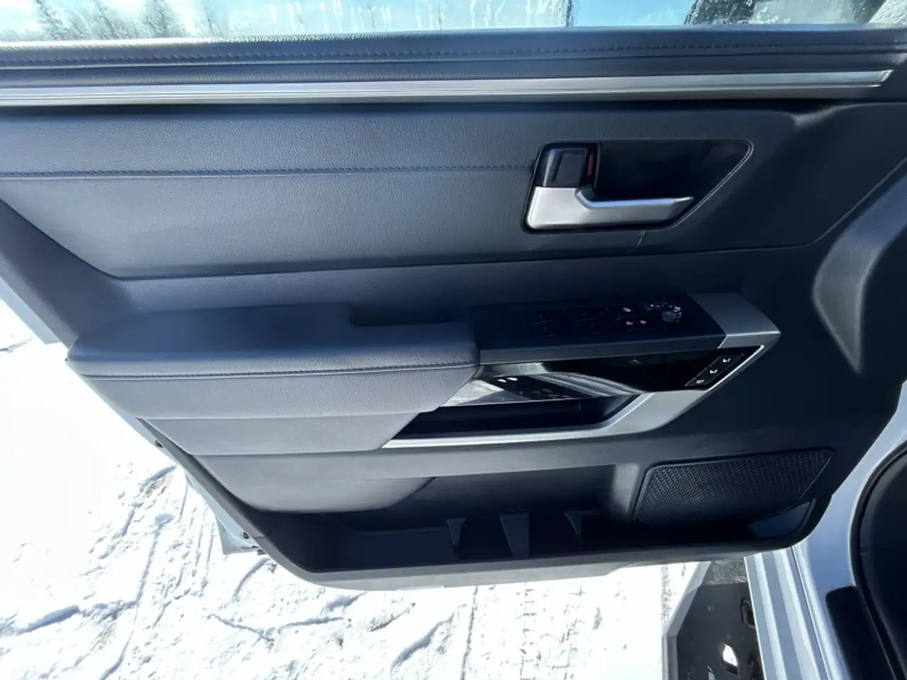Toyota Tundra снимка Toyota Tundra