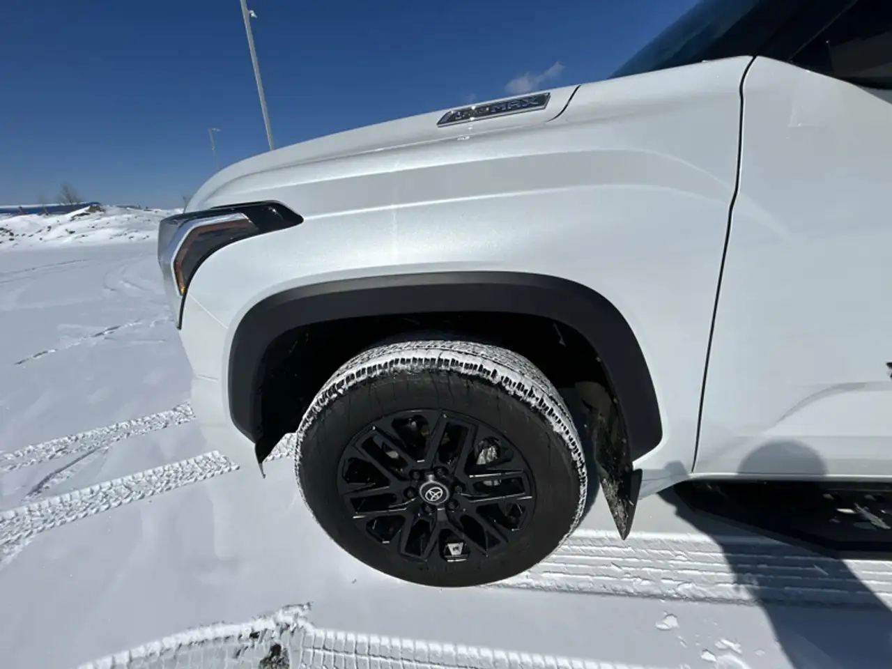 Toyota Tundra снимка Toyota Tundra