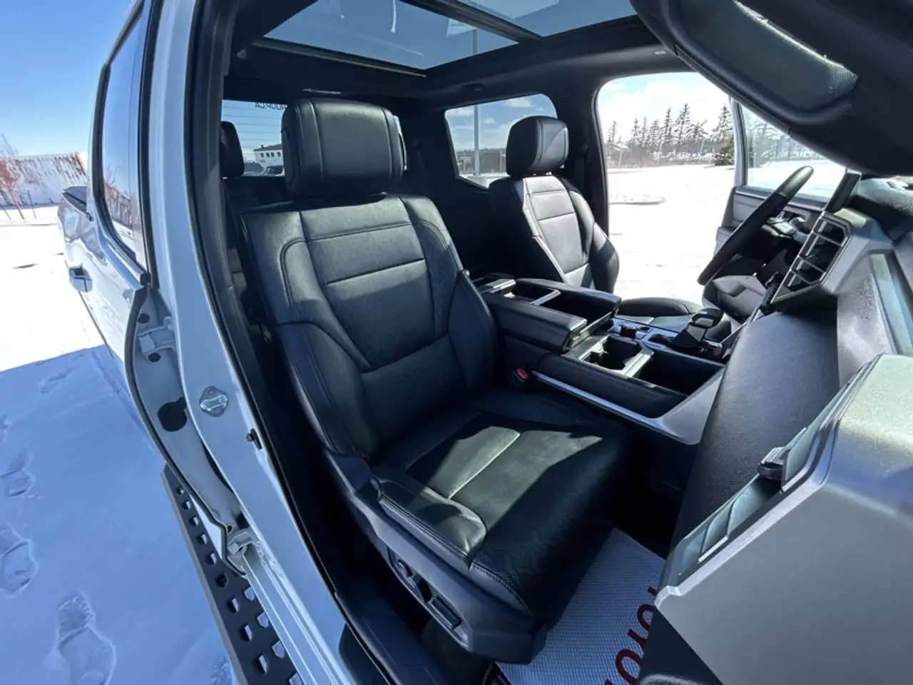 Toyota Tundra снимка Toyota Tundra