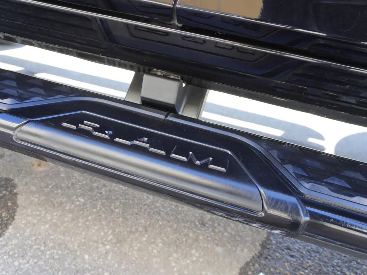 RAM 3500 снимка RAM 3500