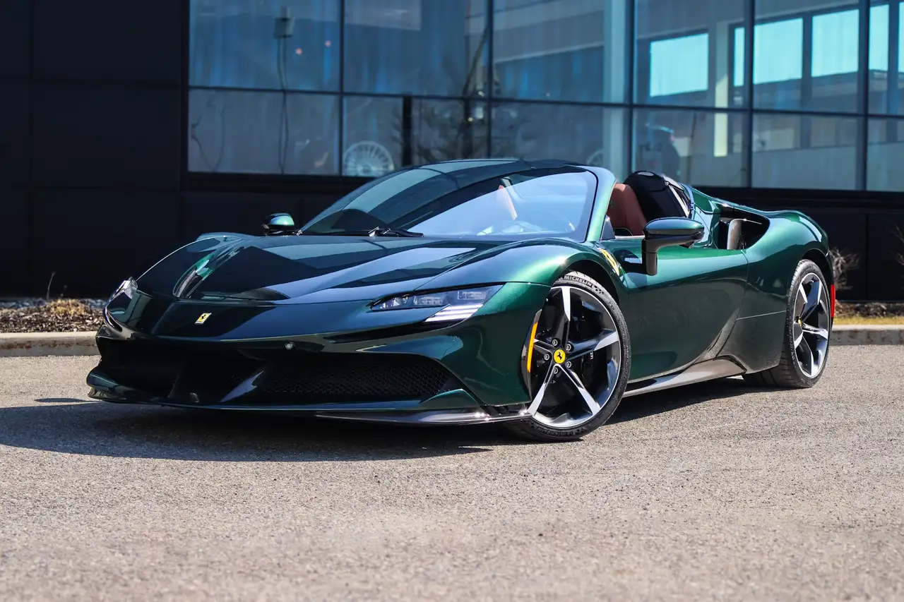 Ferrari SF90 Spider снимка Ferrari SF90 Spider