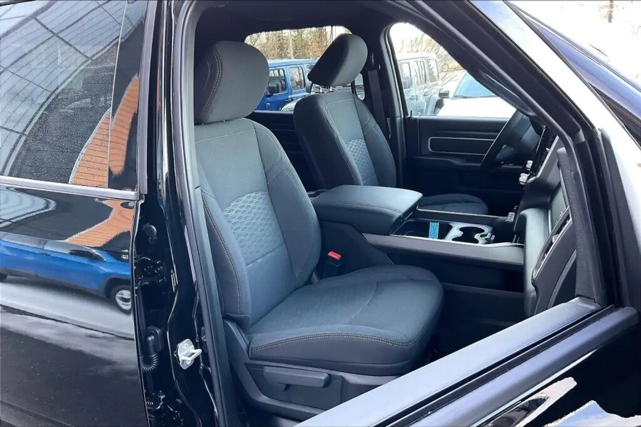 RAM 3500 снимка RAM 3500