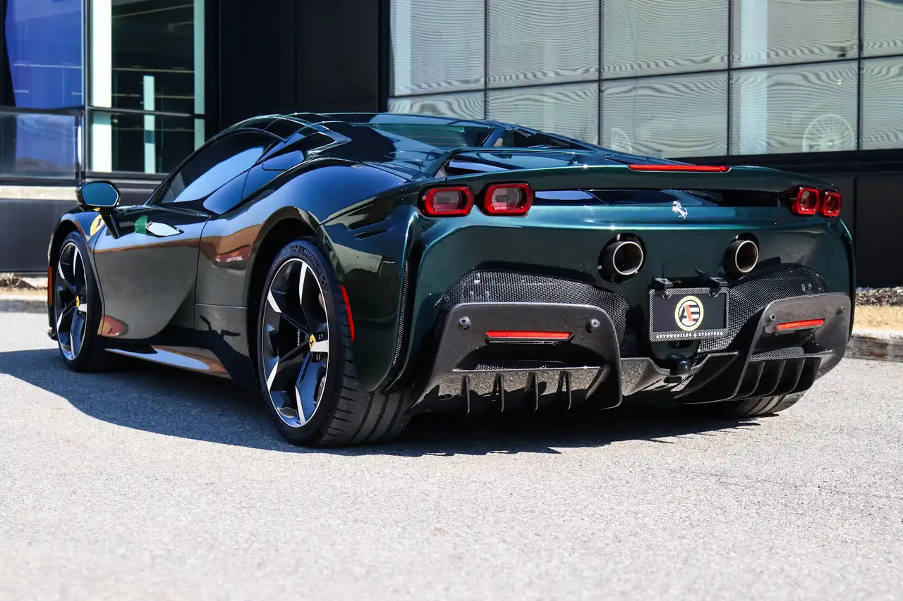 Ferrari SF90 Spider снимка Ferrari SF90 Spider