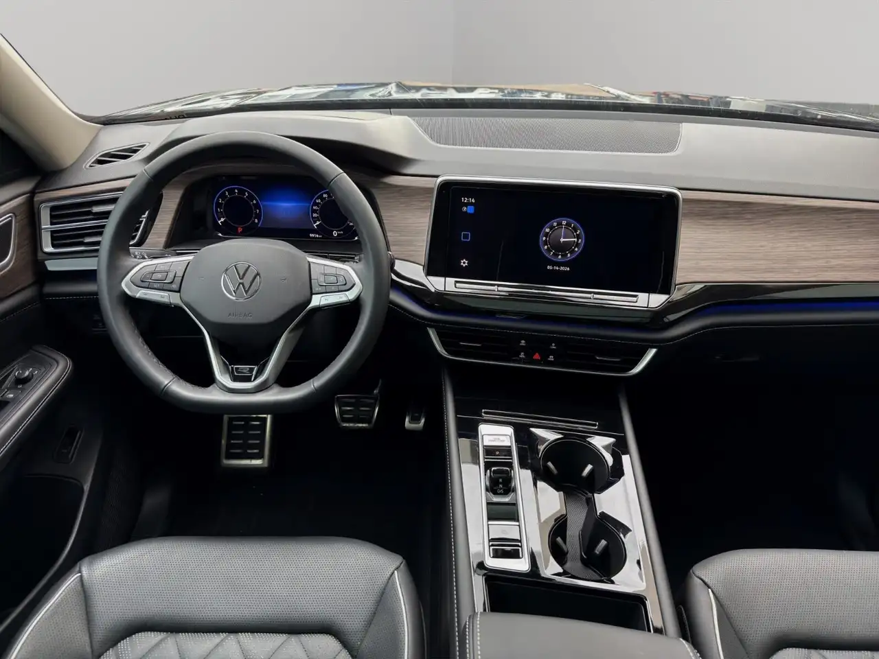 Volkswagen Atlas снимка Volkswagen Atlas