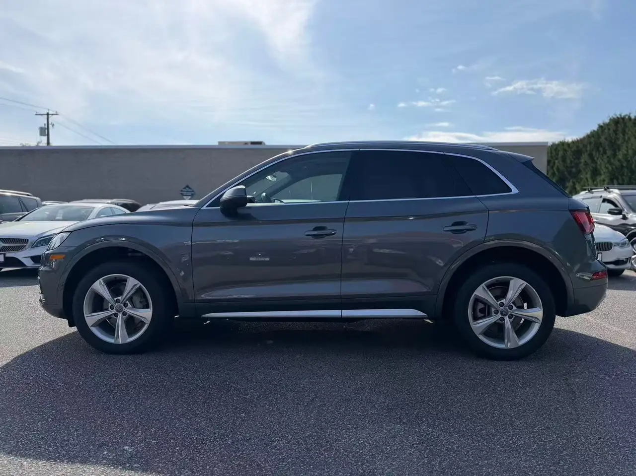Audi Q5 снимка Audi Q5