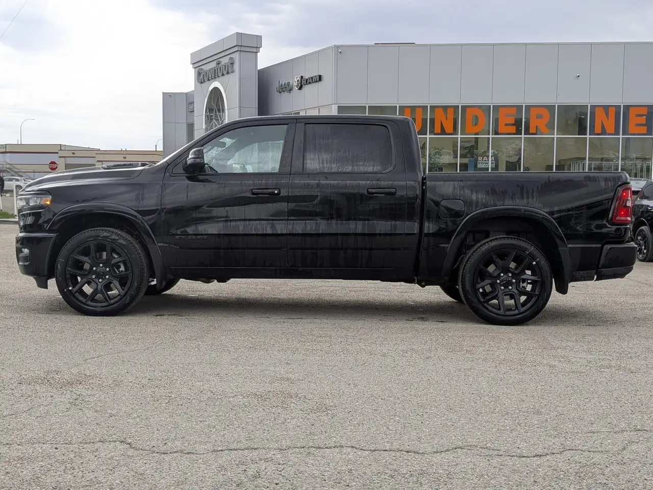 RAM 1500 снимка RAM 1500
