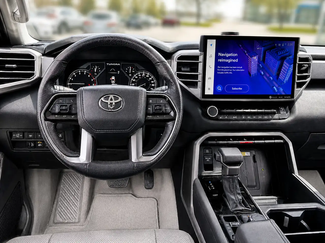 Toyota Tundra снимка Toyota Tundra