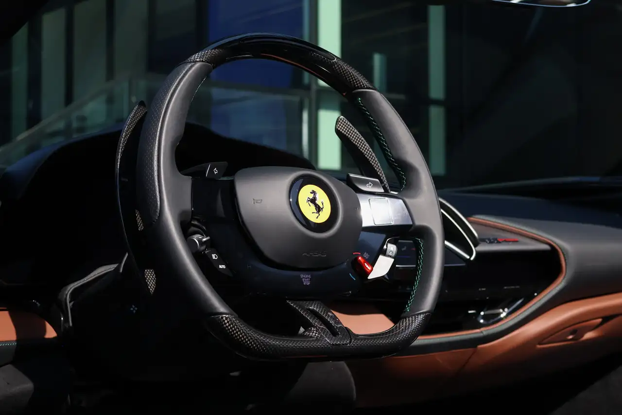 Ferrari SF90 Spider снимка Ferrari SF90 Spider