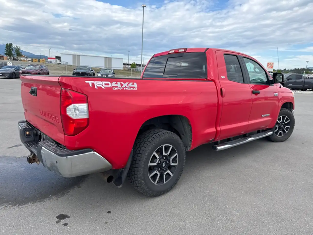 Toyota Tundra снимка Toyota Tundra