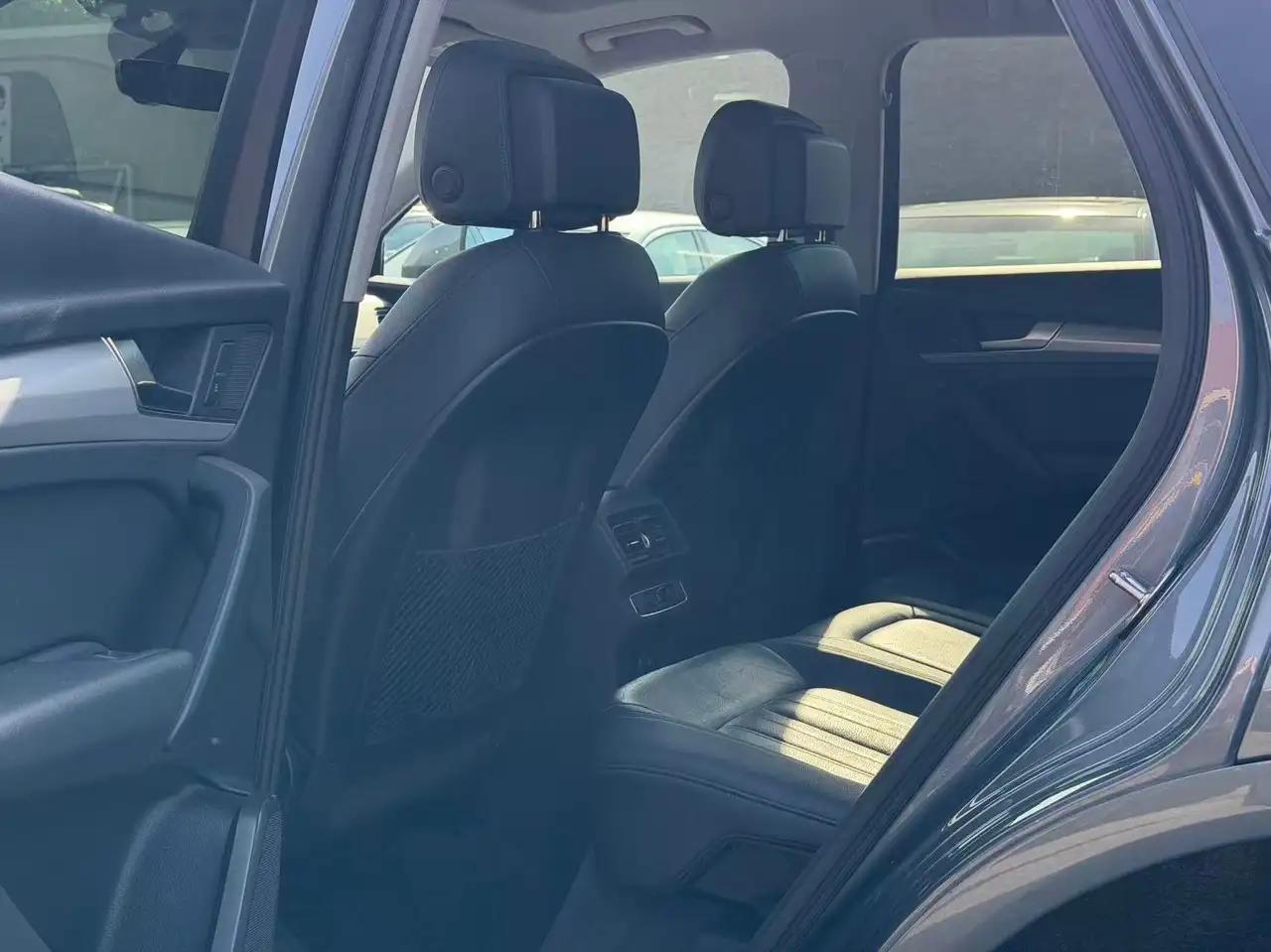 Audi Q5 снимка Audi Q5