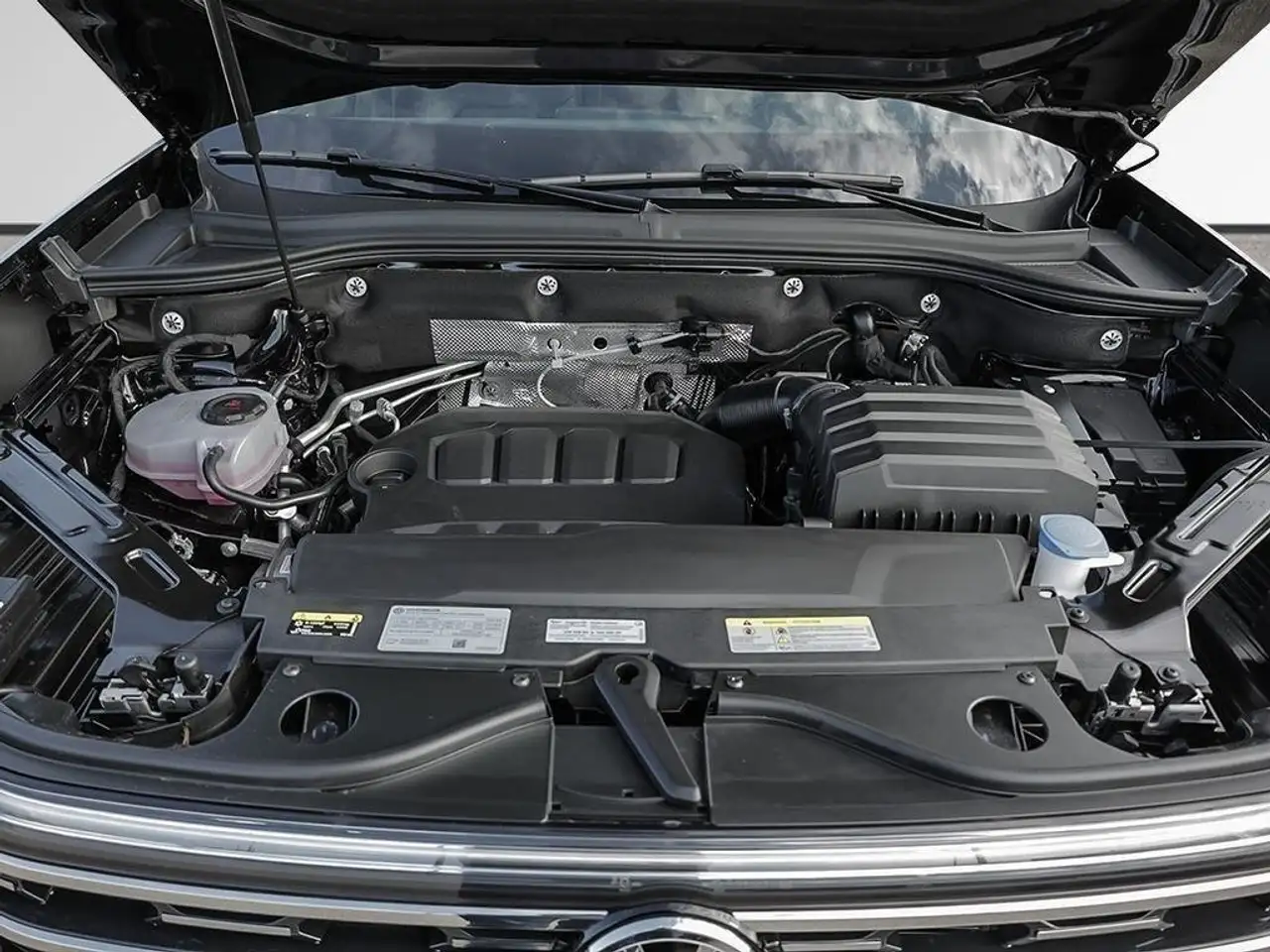 Volkswagen Atlas снимка Volkswagen Atlas