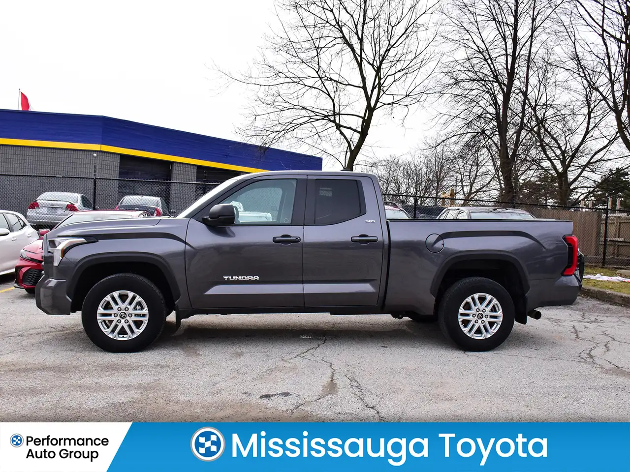 Toyota Tundra снимка Toyota Tundra