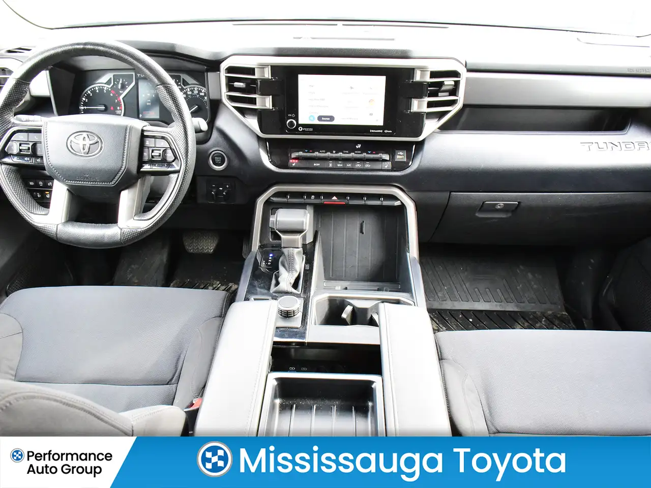 Toyota Tundra снимка Toyota Tundra