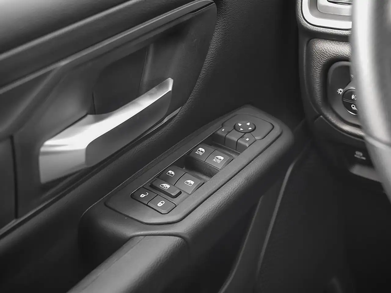 RAM 1500 fotografie RAM 1500