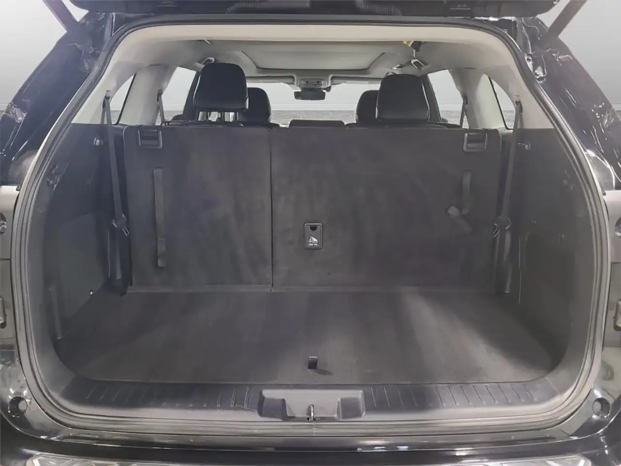 Toyota Highlander снимка Toyota Highlander
