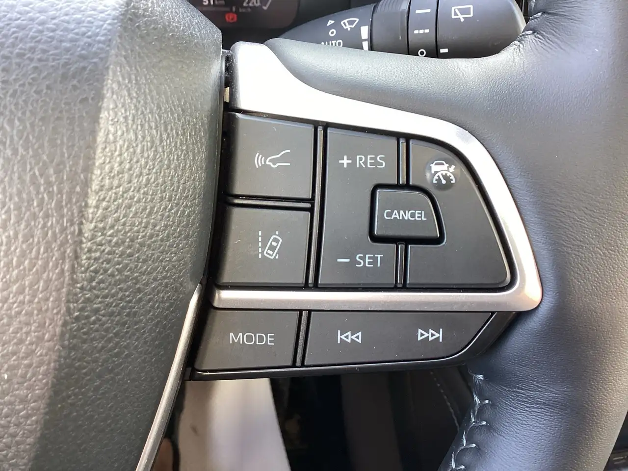 Toyota Highlander снимка Toyota Highlander