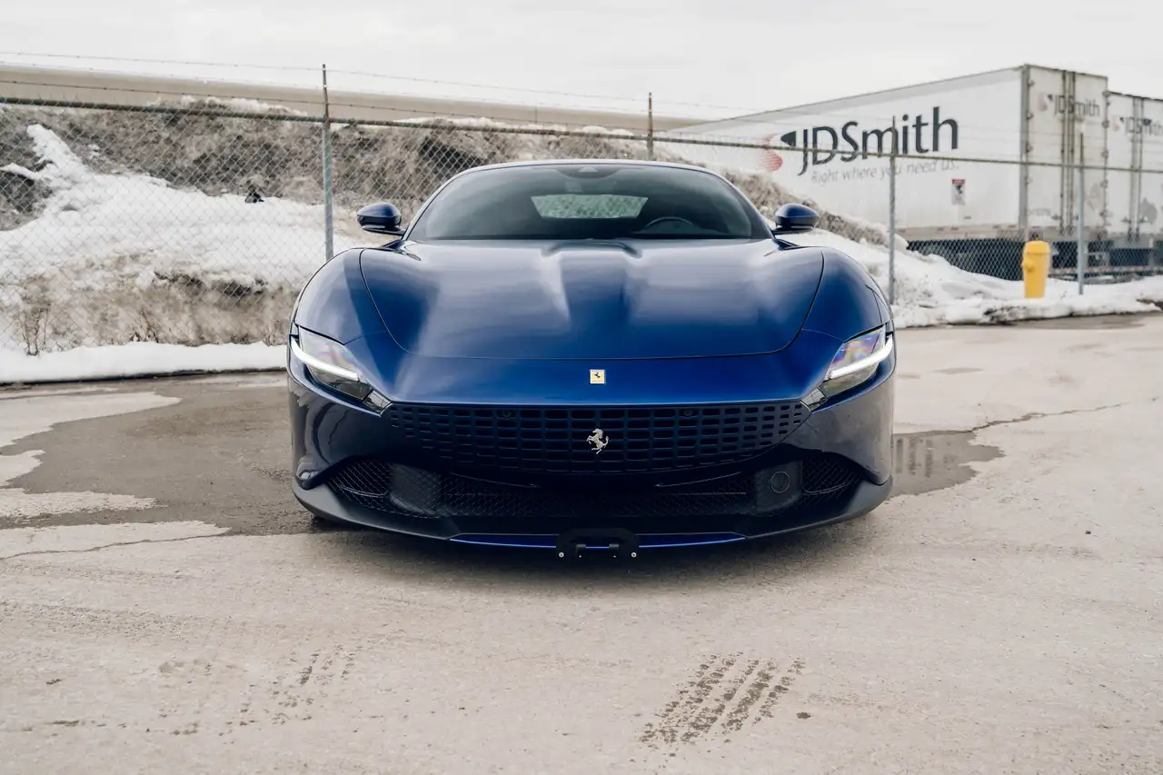 Ferrari Roma снимка Ferrari Roma