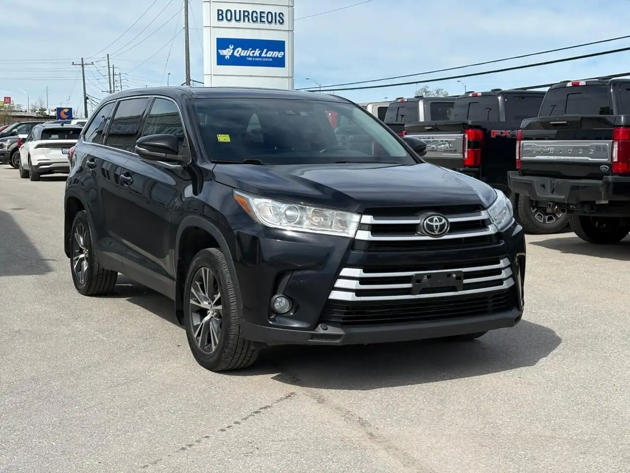 Toyota Highlander снимка Toyota Highlander