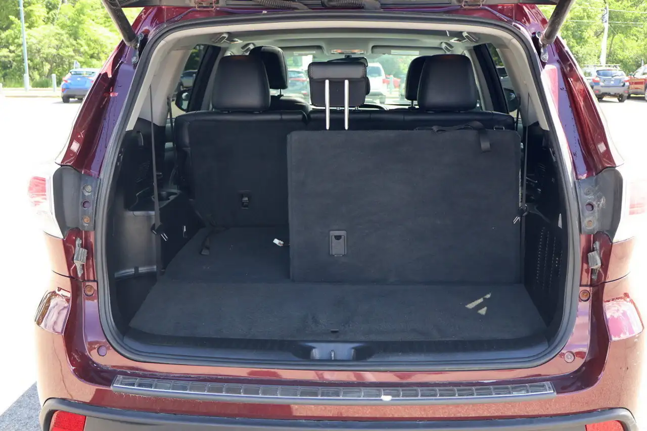 Toyota Highlander photo Toyota Highlander