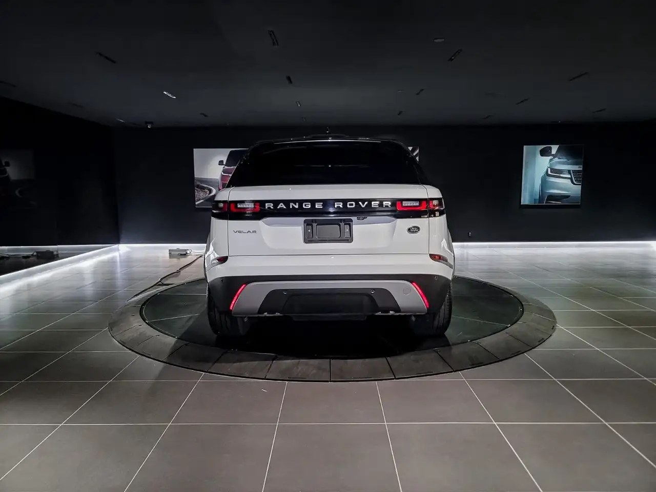Land Rover Range Rover Velar снимка Land Rover Range Rover Velar