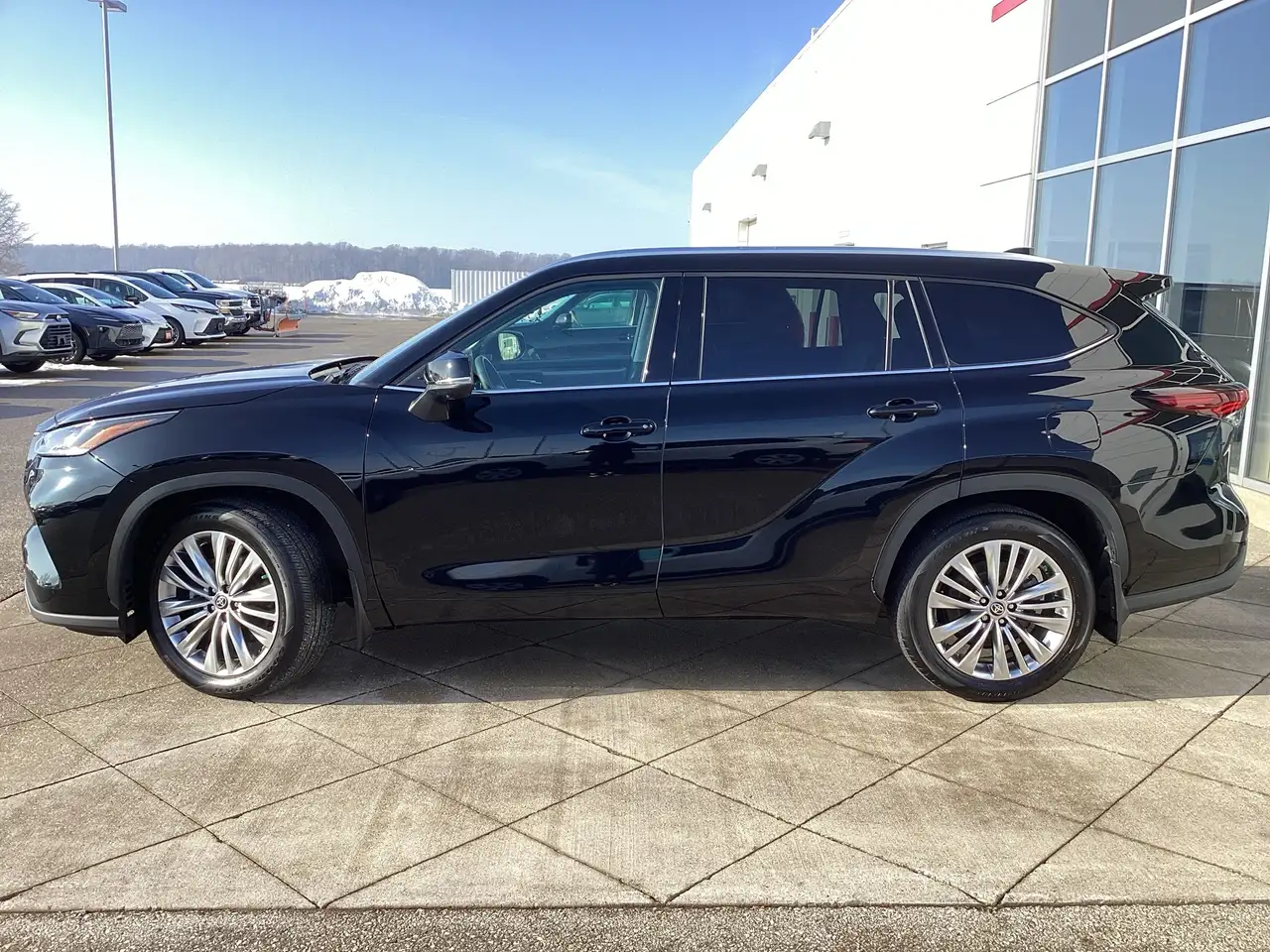 Toyota Highlander снимка Toyota Highlander