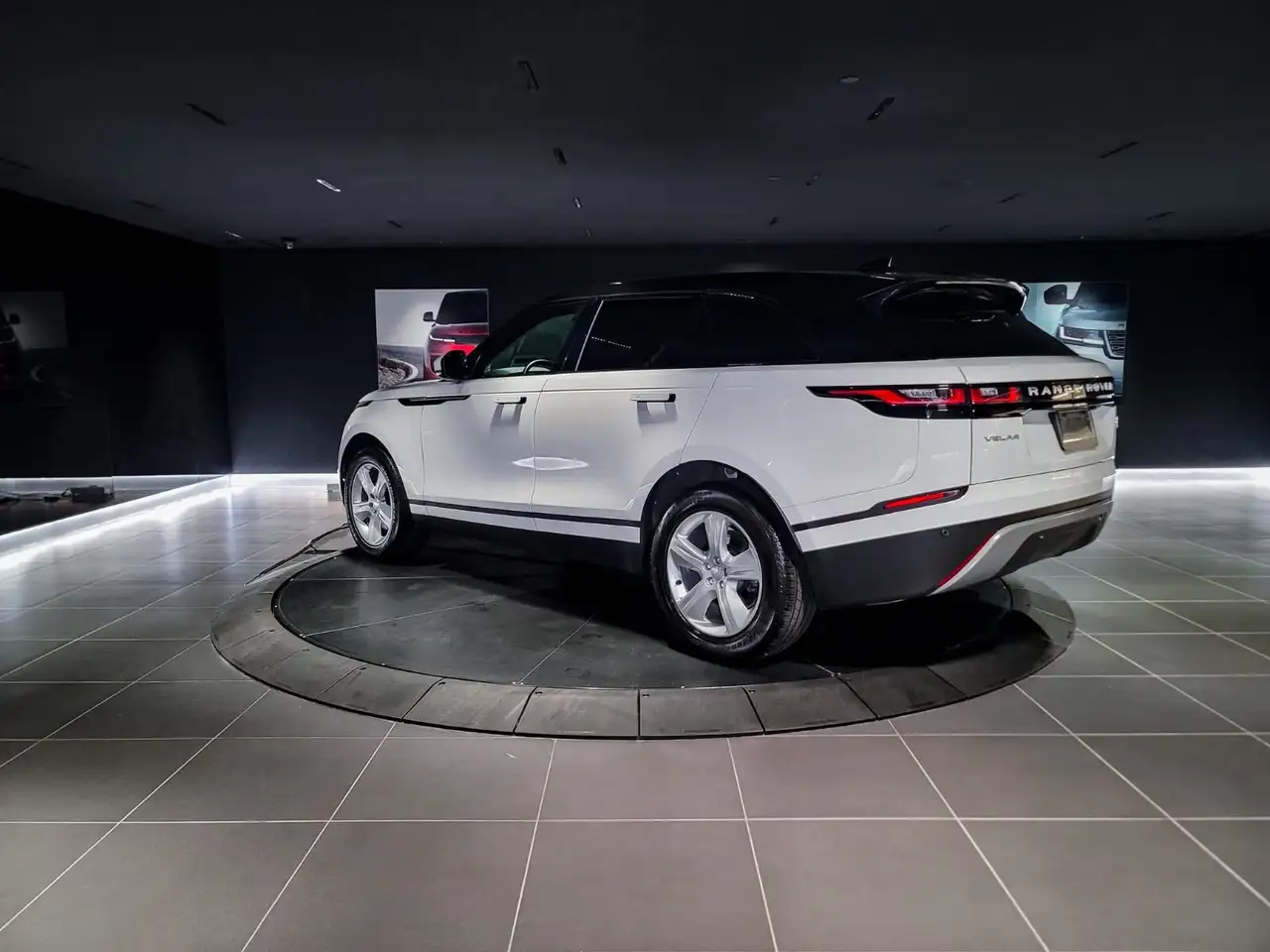 Land Rover Range Rover Velar снимка Land Rover Range Rover Velar