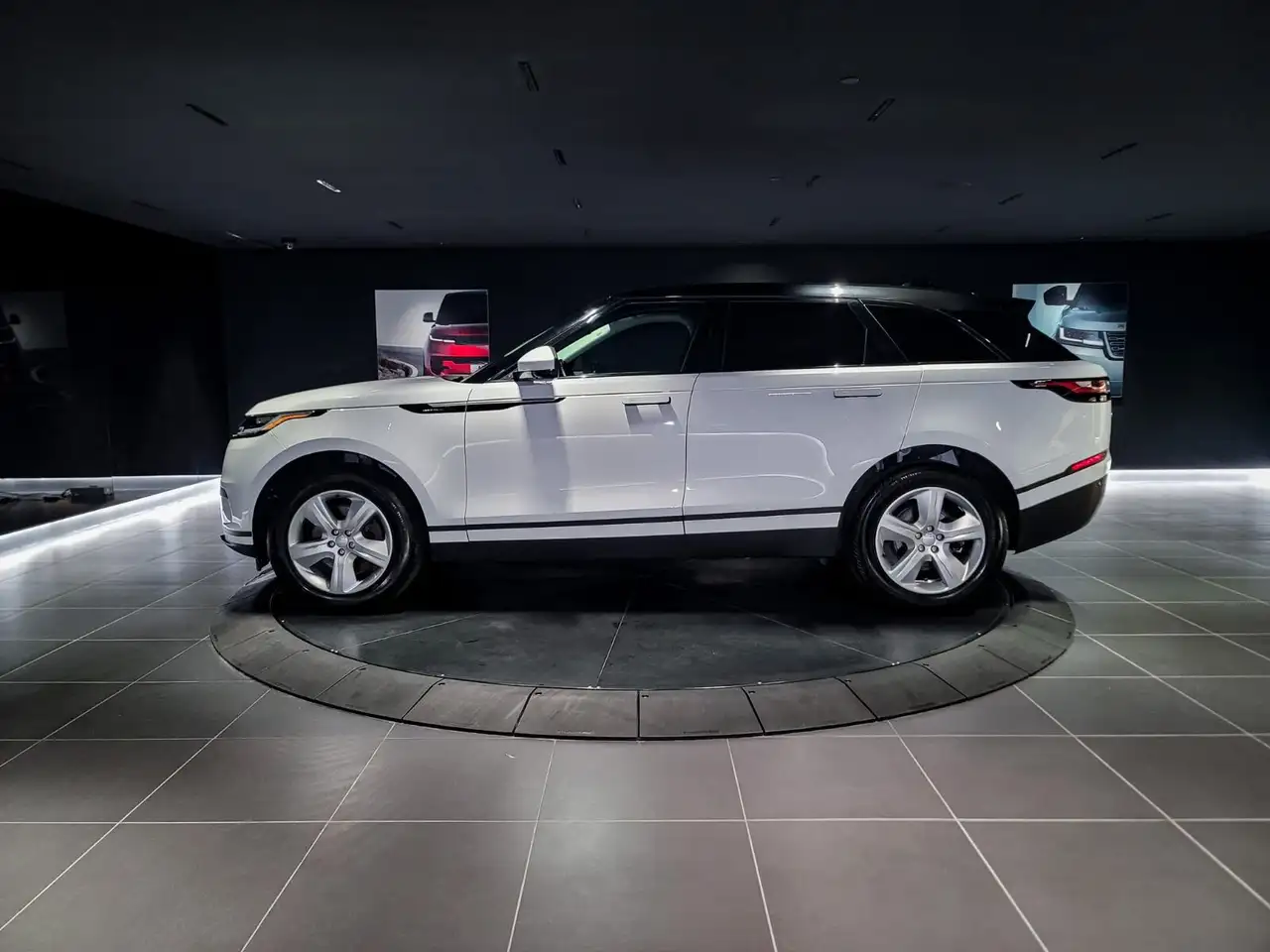 Land Rover Range Rover Velar снимка Land Rover Range Rover Velar
