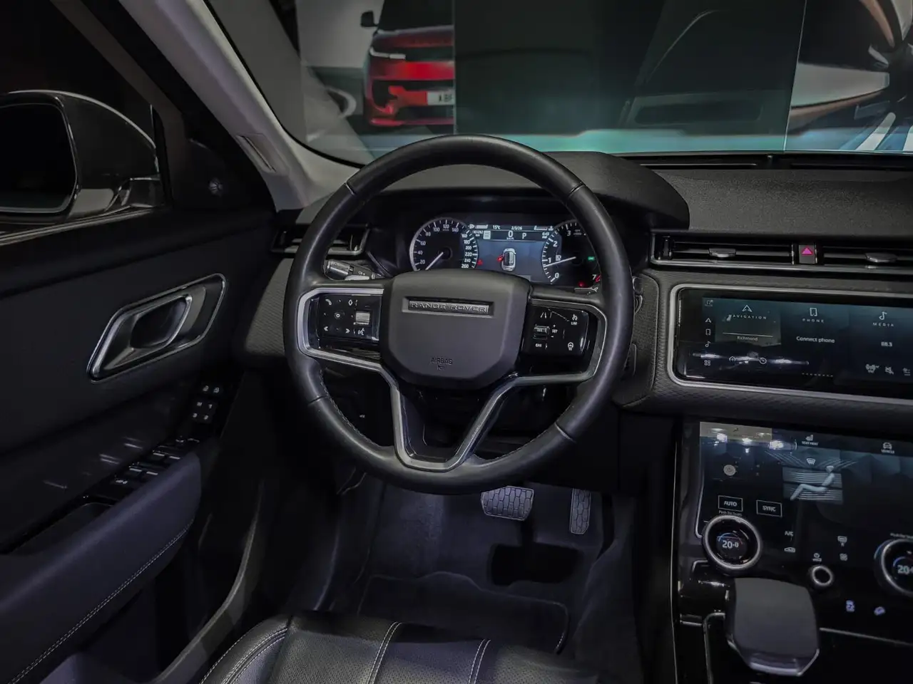 Land Rover Range Rover Velar снимка Land Rover Range Rover Velar