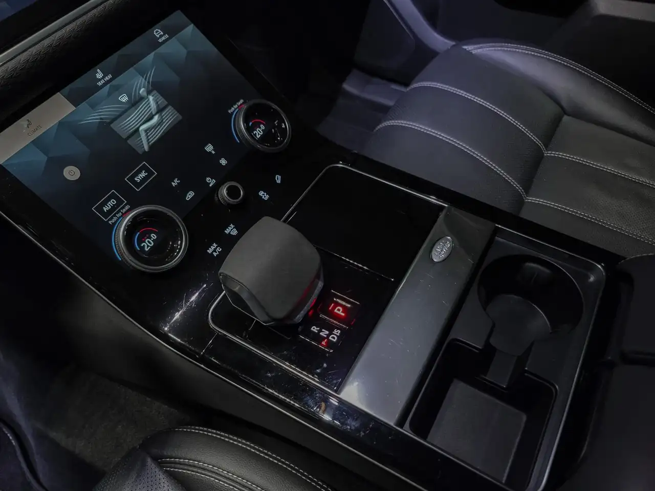 Land Rover Range Rover Velar снимка Land Rover Range Rover Velar