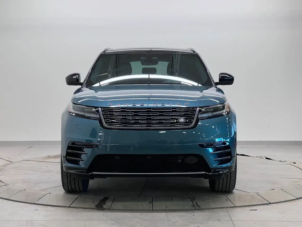 Land Rover Range Rover Velar снимка Land Rover Range Rover Velar