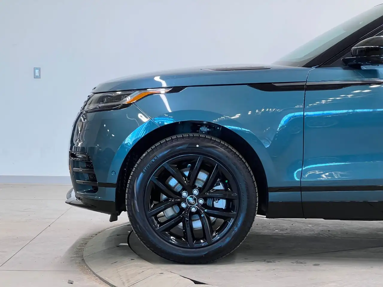 Land Rover Range Rover Velar снимка Land Rover Range Rover Velar
