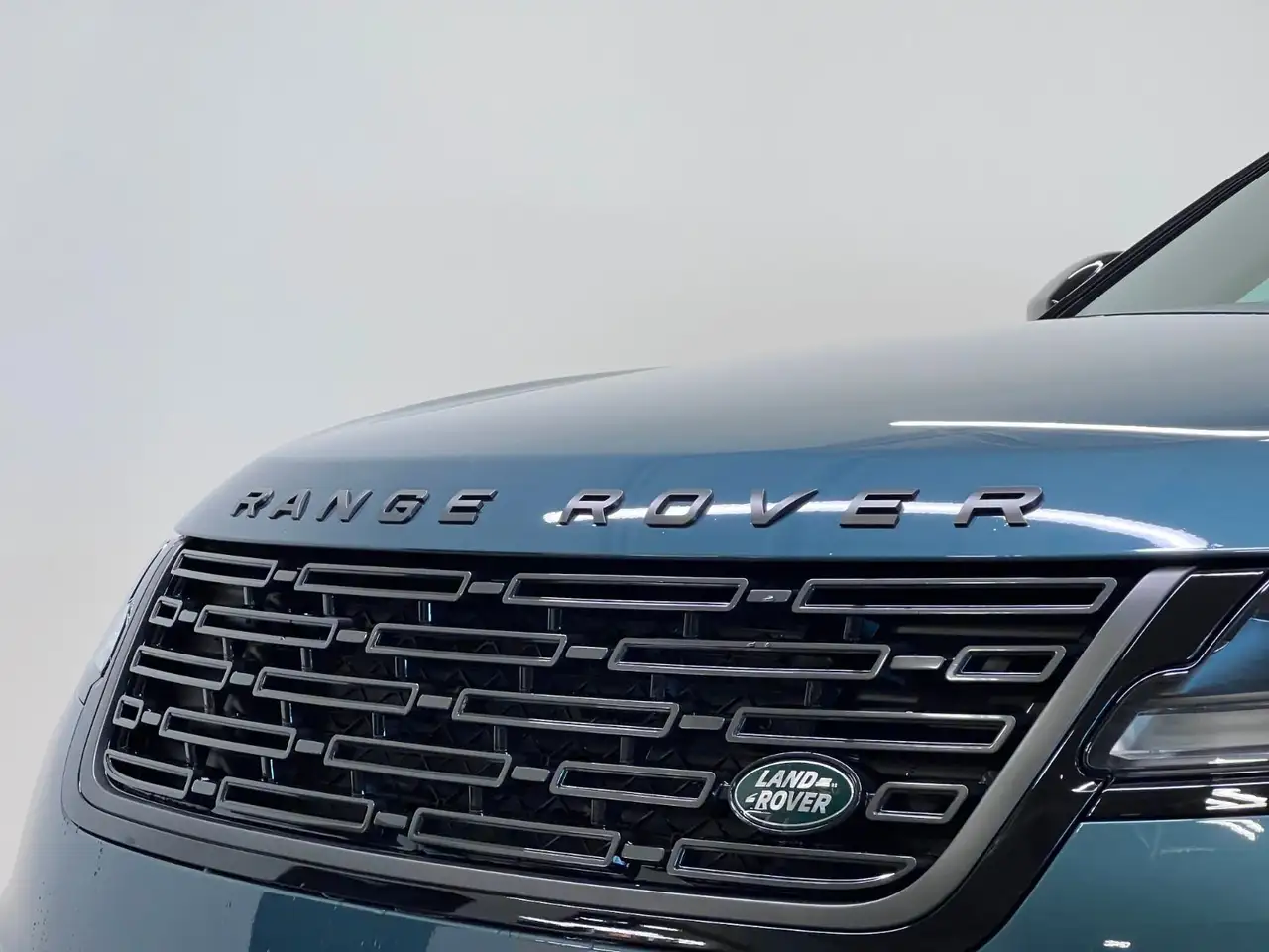 Land Rover Range Rover Velar снимка Land Rover Range Rover Velar