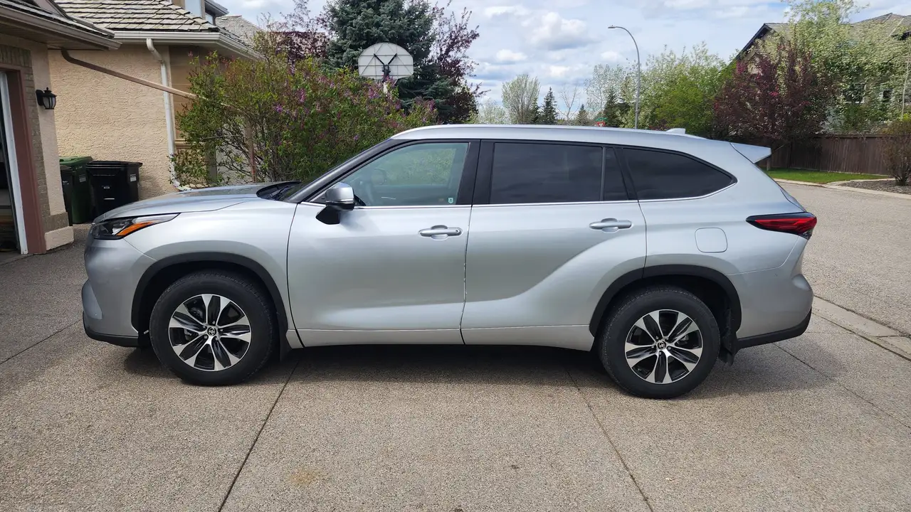 Toyota Highlander photo Toyota Highlander