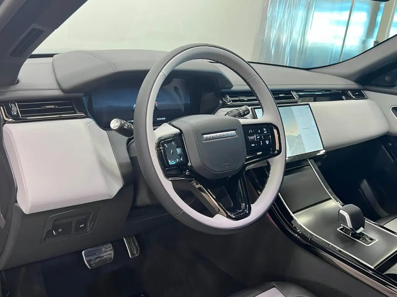 Land Rover Range Rover Velar снимка Land Rover Range Rover Velar