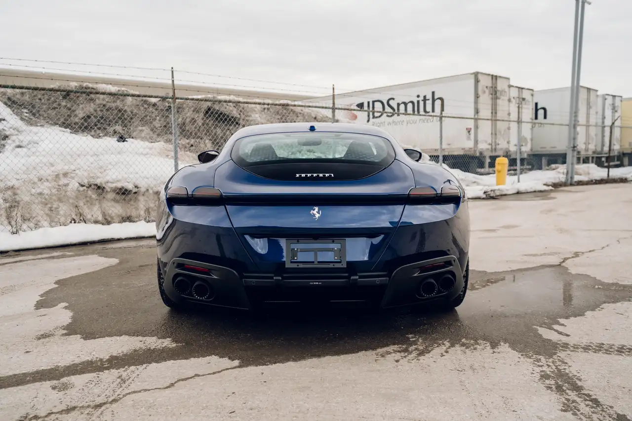 Ferrari Roma снимка Ferrari Roma