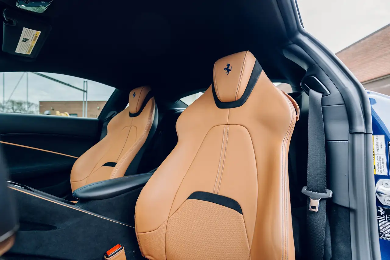 Ferrari Roma снимка Ferrari Roma