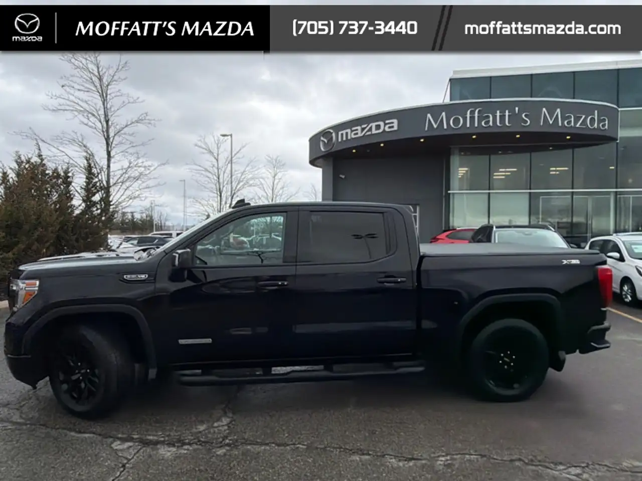 GMC Sierra 1500 снимка GMC Sierra 1500