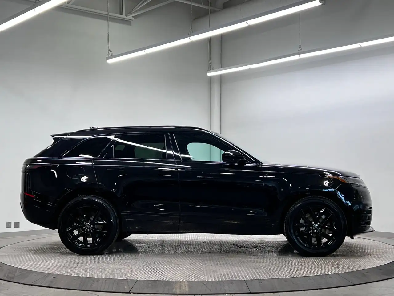 Land Rover Range Rover Velar снимка Land Rover Range Rover Velar