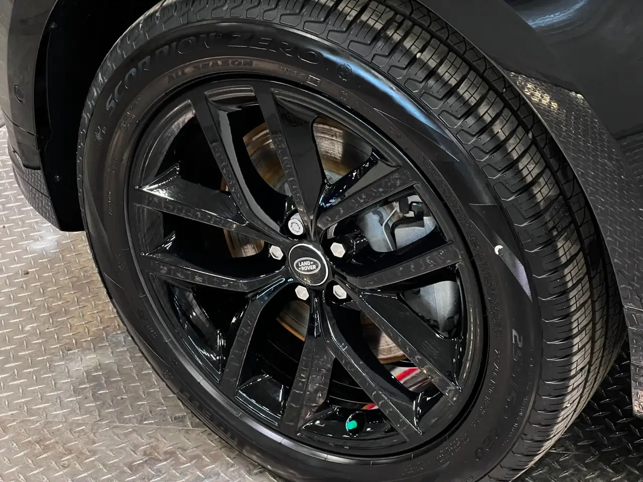 Land Rover Range Rover Velar снимка Land Rover Range Rover Velar