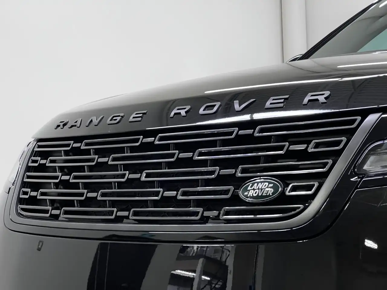 Land Rover Range Rover Velar снимка Land Rover Range Rover Velar