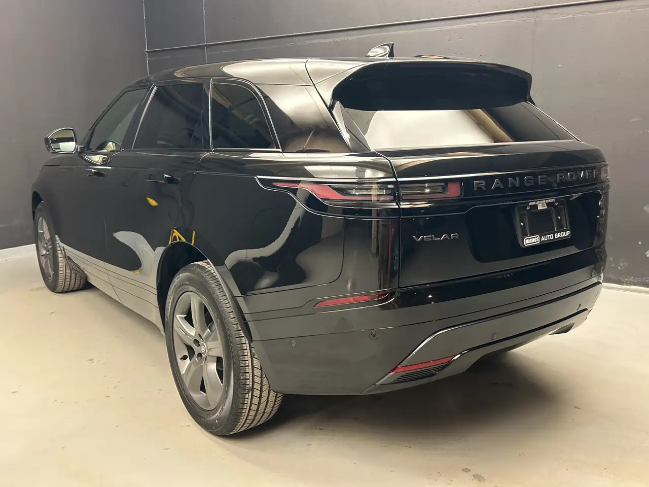 Land Rover Range Rover Velar снимка Land Rover Range Rover Velar