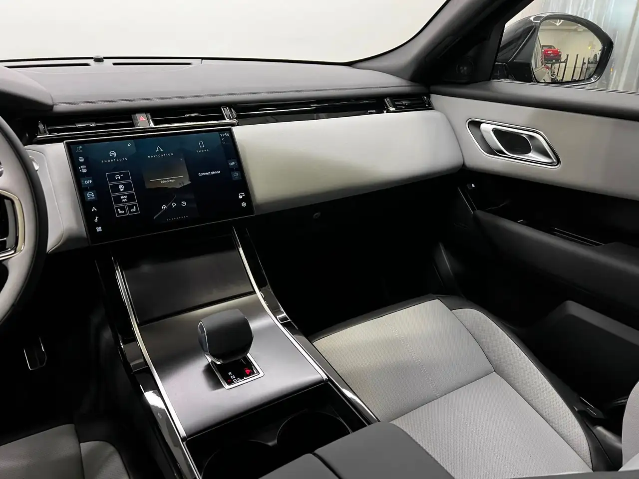 Land Rover Range Rover Velar снимка Land Rover Range Rover Velar