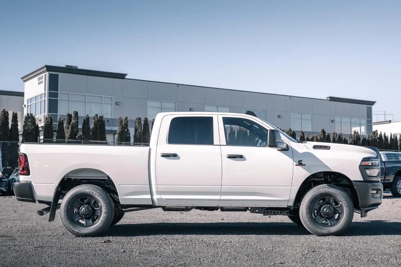RAM 3500 снимка RAM 3500