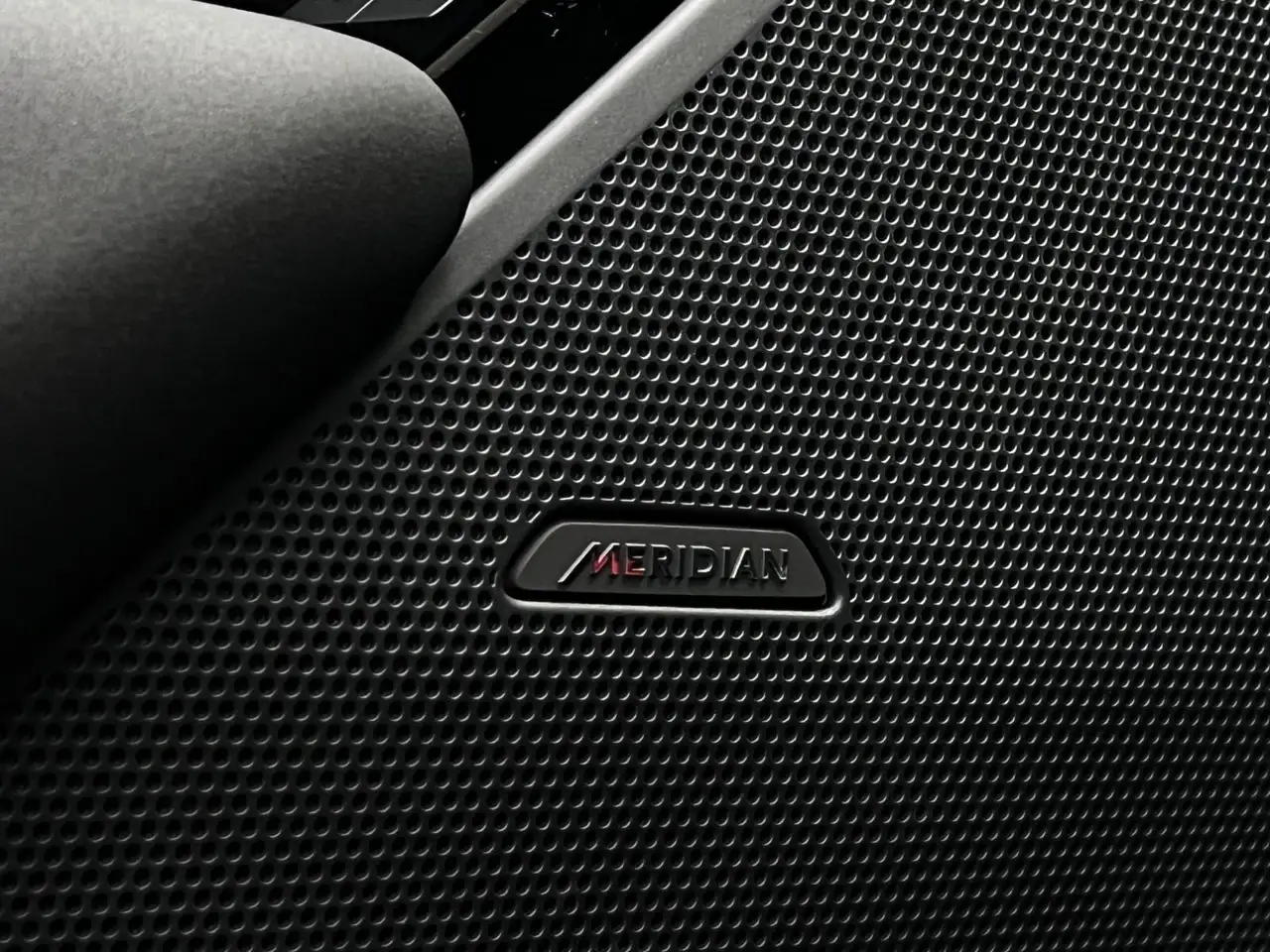 Land Rover Range Rover Velar снимка Land Rover Range Rover Velar