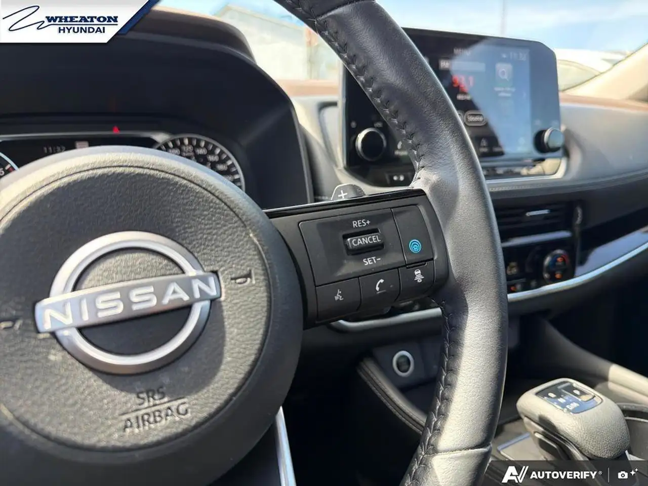 Nissan Rogue снимка Nissan Rogue