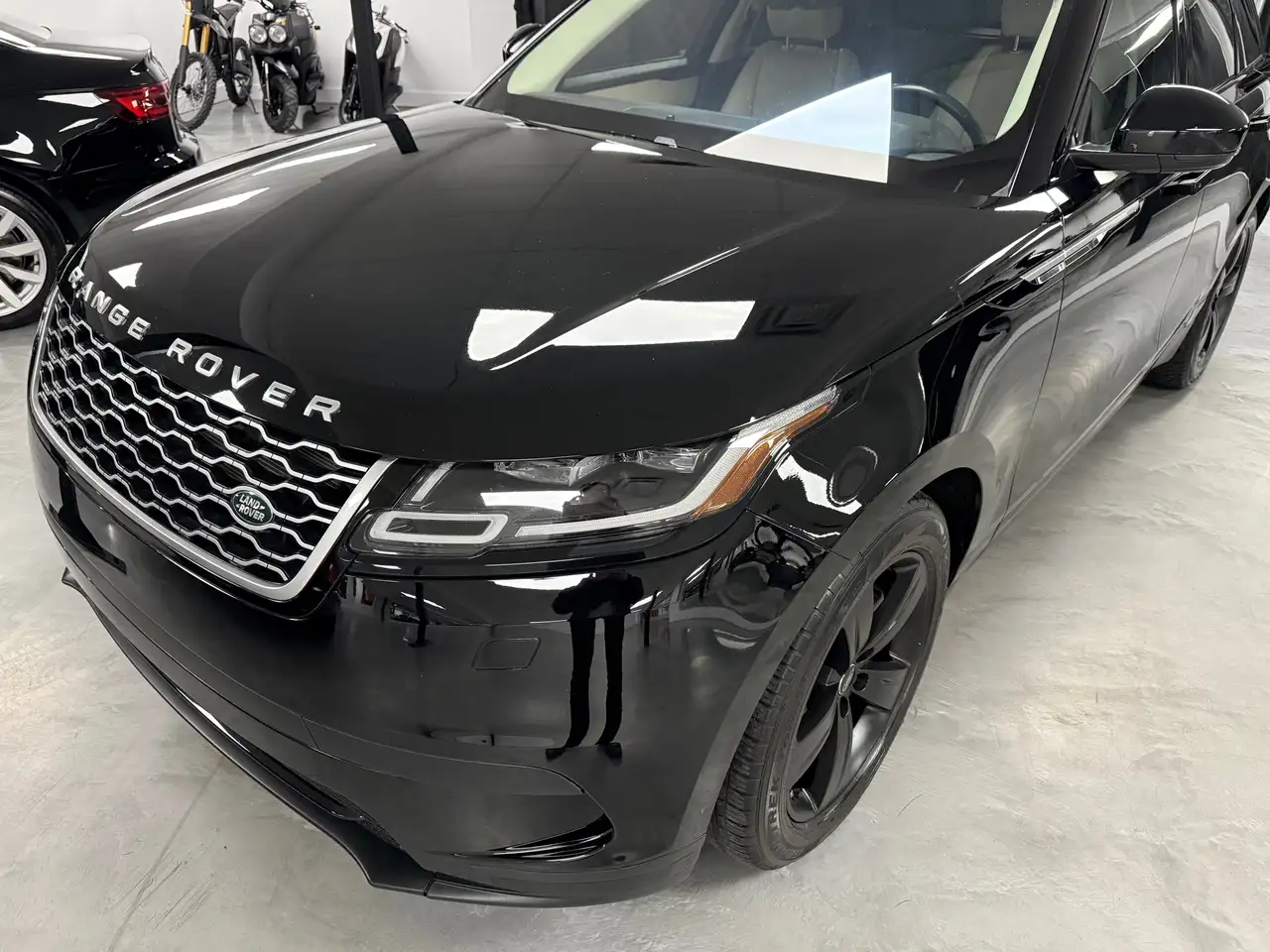 Land Rover Range Rover Velar снимка Land Rover Range Rover Velar