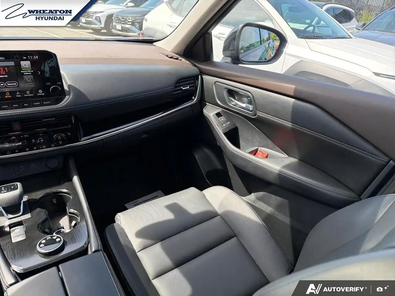 Nissan Rogue снимка Nissan Rogue