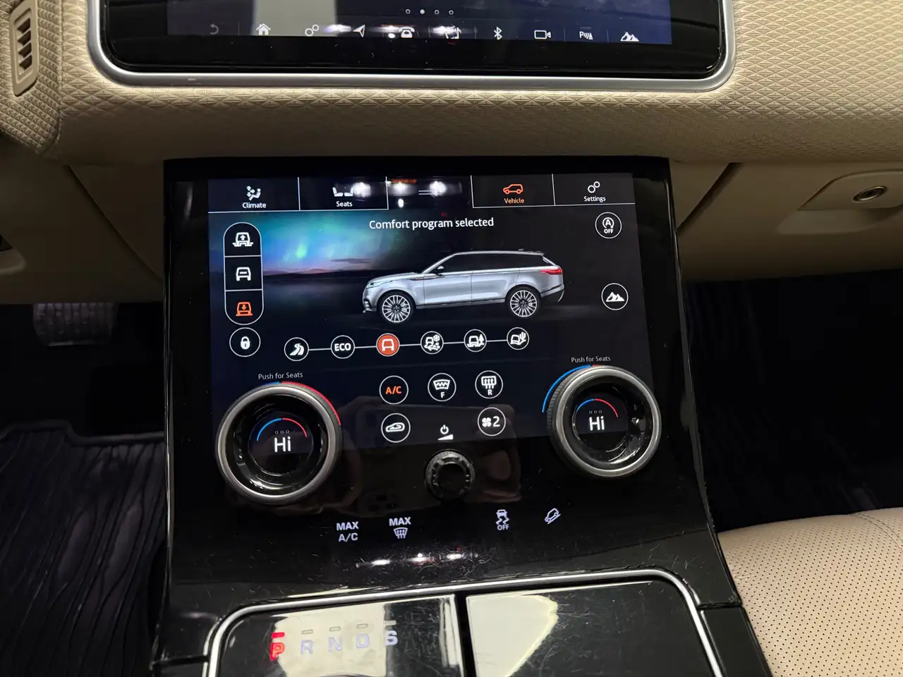 Land Rover Range Rover Velar снимка Land Rover Range Rover Velar