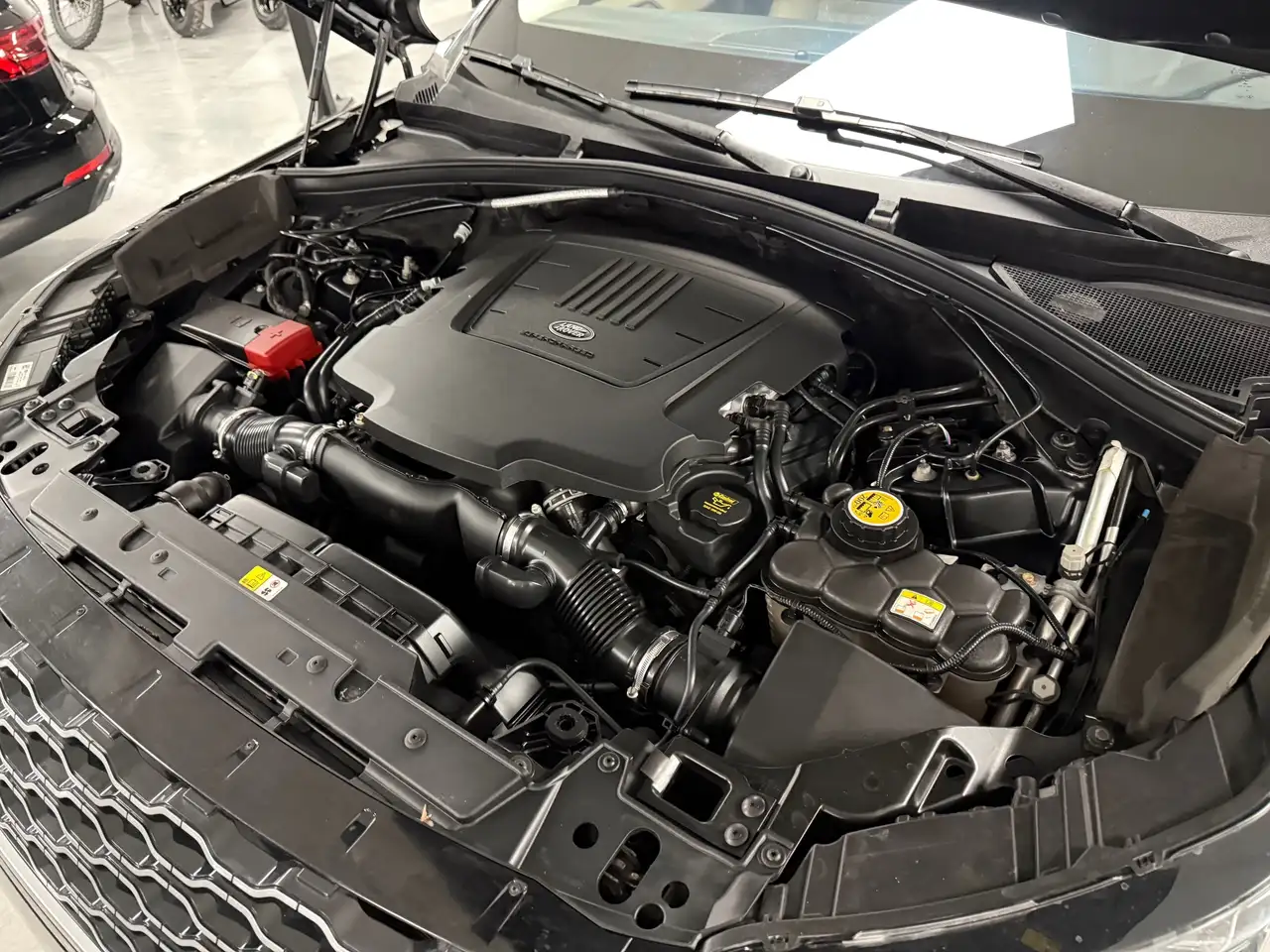 Land Rover Range Rover Velar снимка Land Rover Range Rover Velar