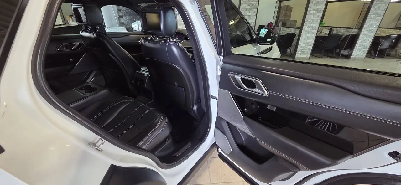 Land Rover Range Rover Velar снимка Land Rover Range Rover Velar